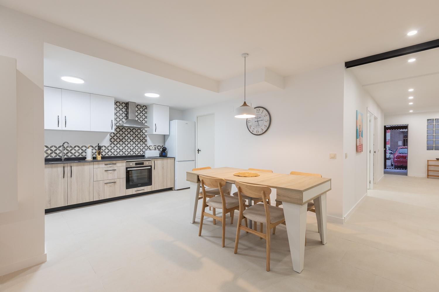 Amplio Apartamento Cerca Centro Historico Y Turia 5Pax 2 Bath Valencia Exterior photo